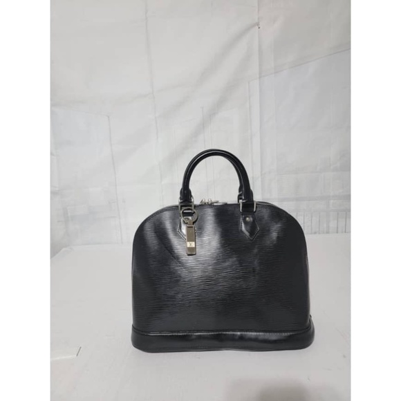 Authentic Louis Vuitton Epi Alma PM Bag Black - Picture 5 of 15